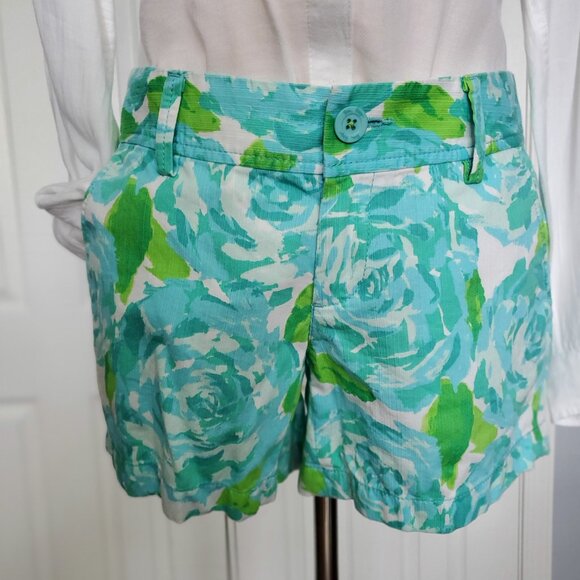 NWT Lilly Pulitzer Poolside Blue First Impression Callahan Short Sz 4 - Picture 2 of 13
